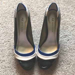 Anne Klein 3” peep toe pumps